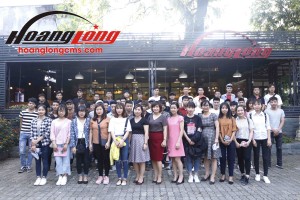 Hơn 150 sinh viên Hitech hào hứng buổi tham quan Hoàng Long CMS
