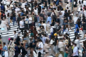 Nhật: Ca COVID-19 giảm nhanh đến mức… không ai hiểu tại sao